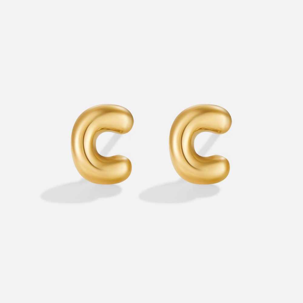 Gouden Bubble Letter Oorbellen