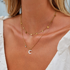 White Crescent Moon Ketting