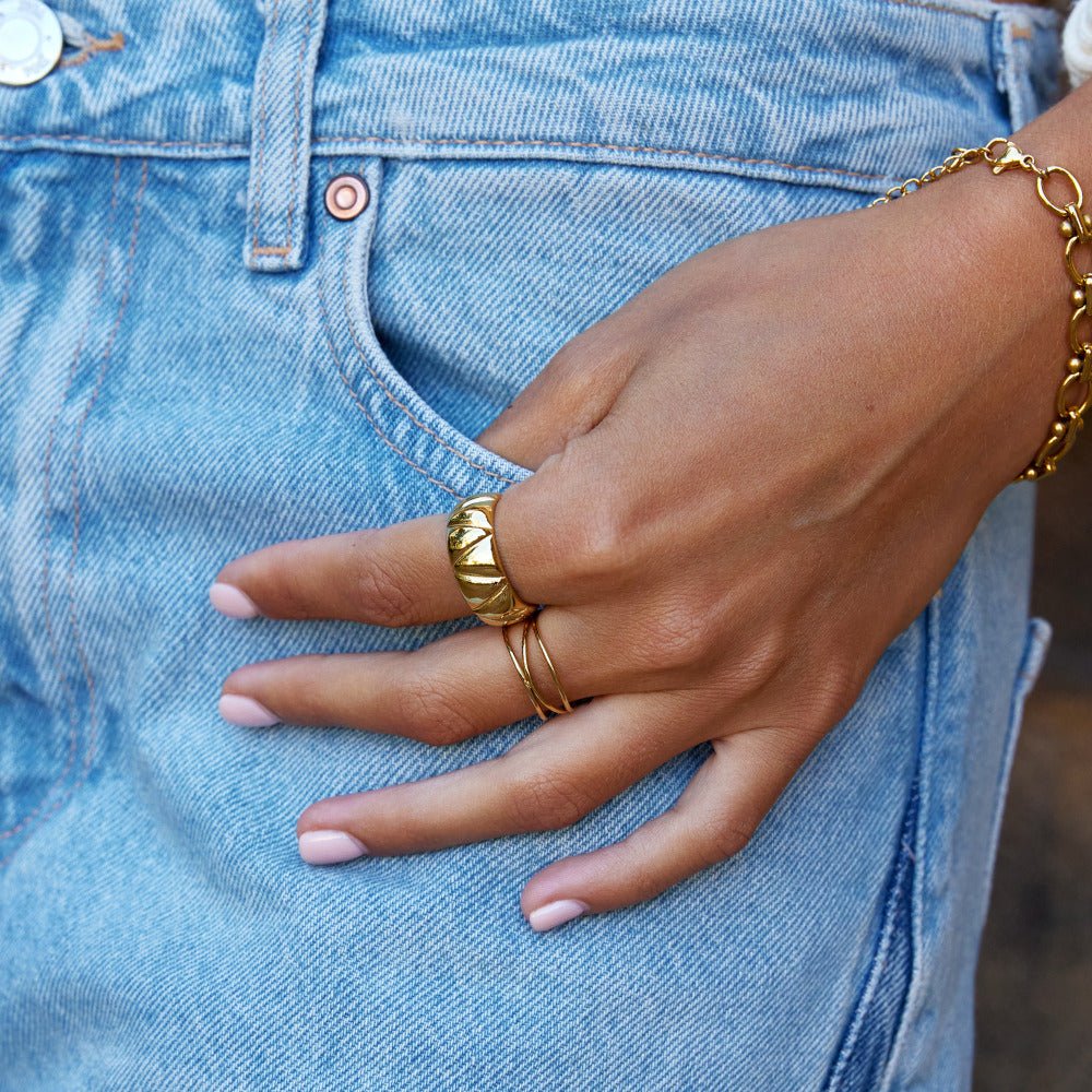 Anika Chunky Gouden Ring Secundaire afbeelding