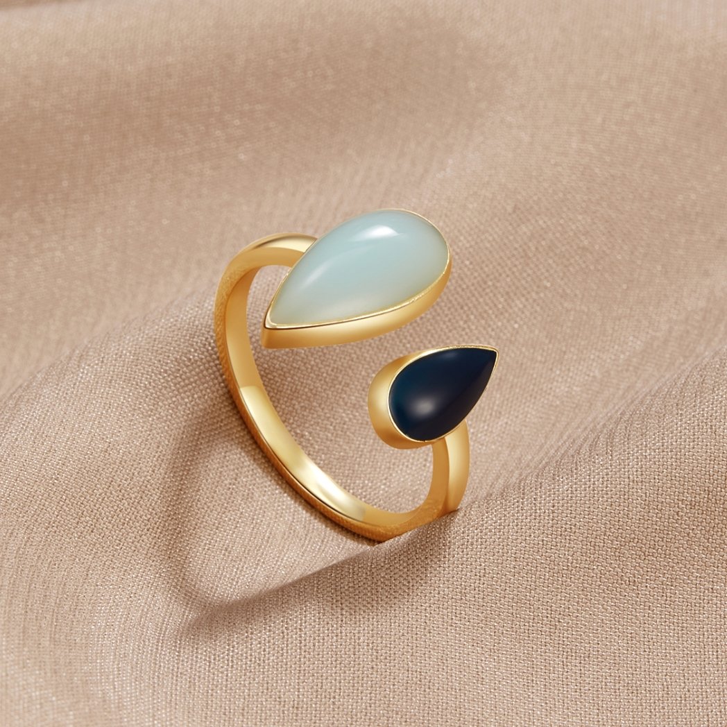 Aquamarine Teardrop Ring Hoofdafbeelding
