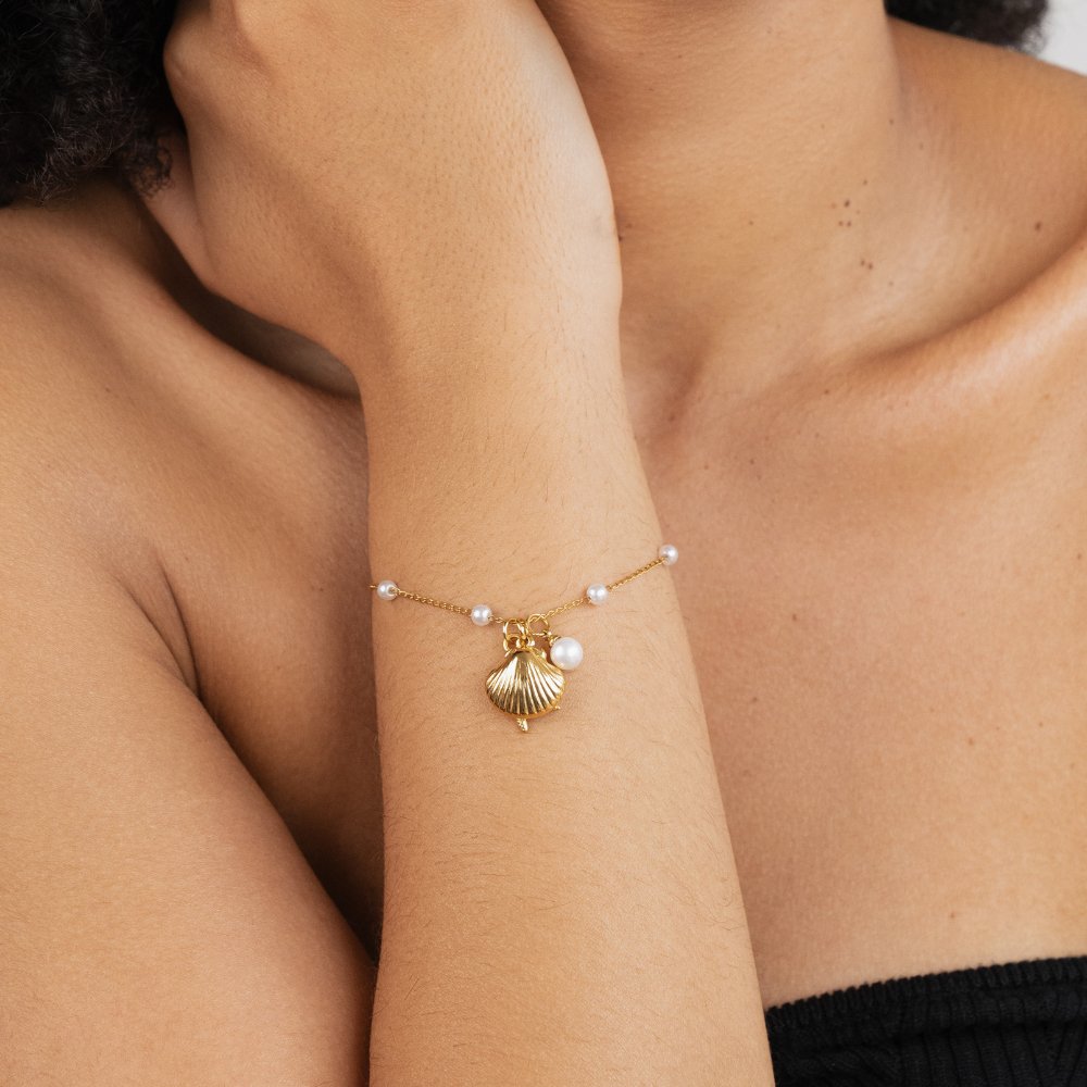 Aria Schelp Bedel Armband