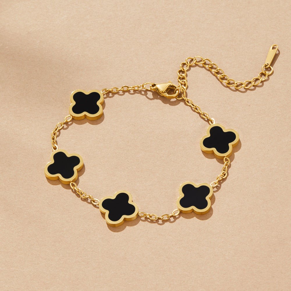 Black Clover Armband Hoofdafbeelding