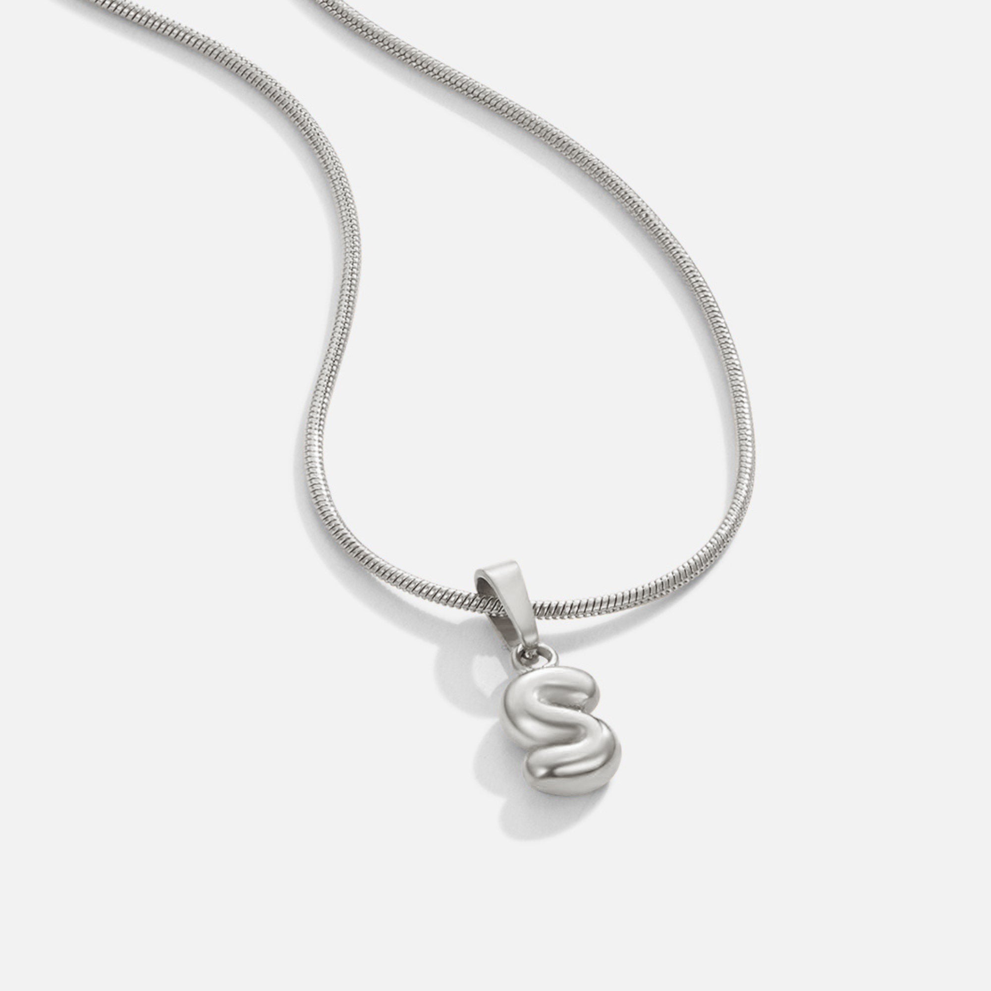 Bubble Letter Zilveren Ketting Hoofdafbeelding