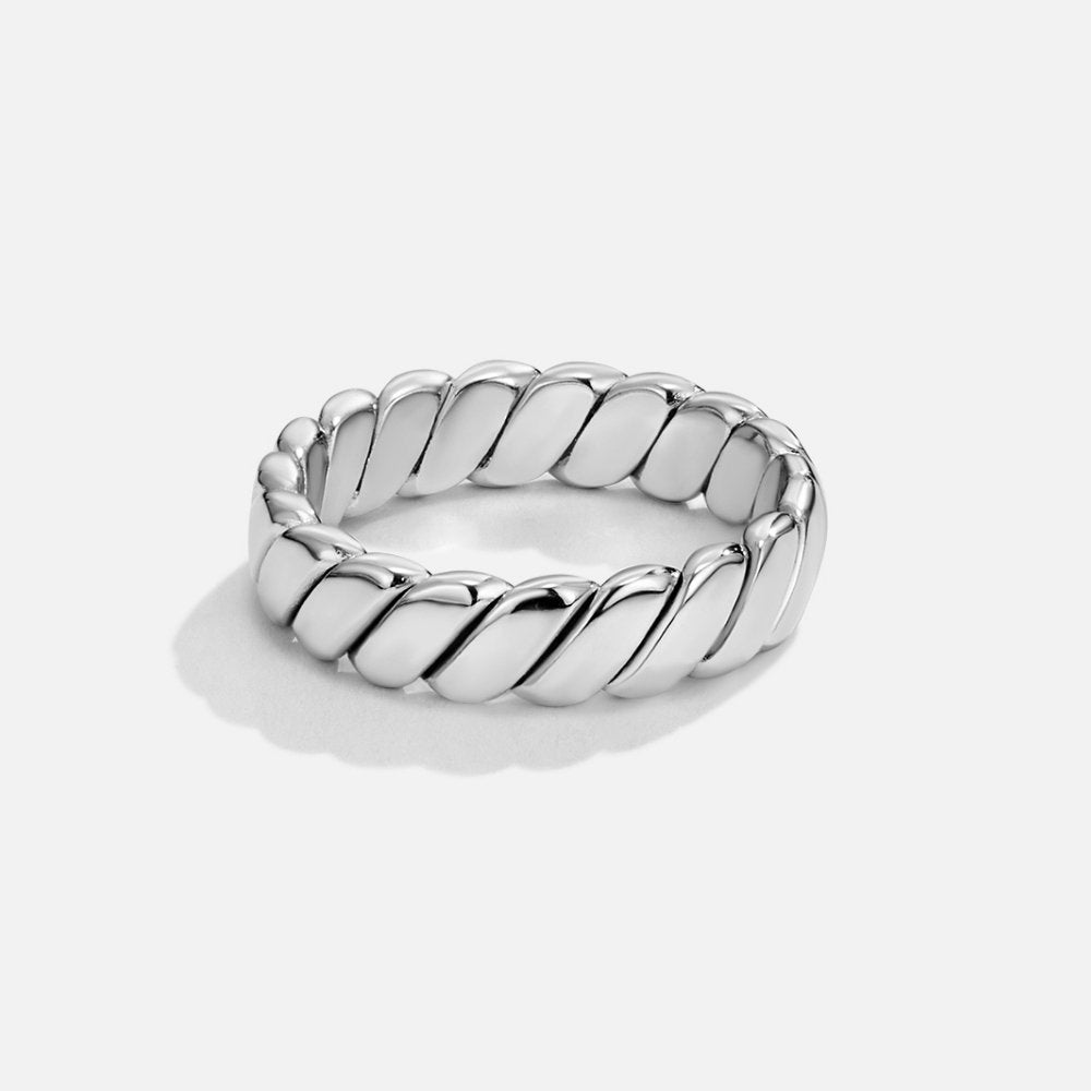 Calira Gevlochten Infinity Zilveren Ring Hoofdafbeelding