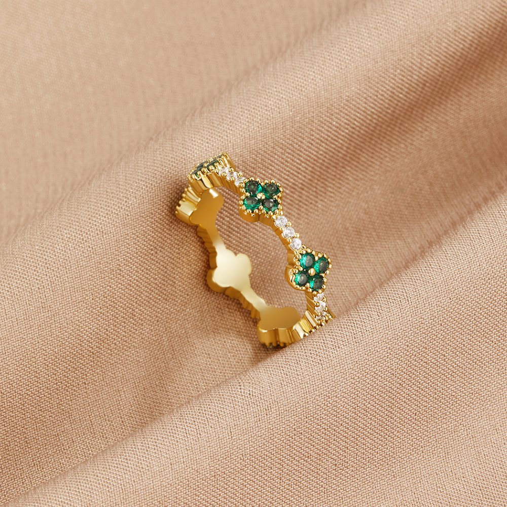 Four Leaf Clover Kristallen Ring Hoofdafbeelding