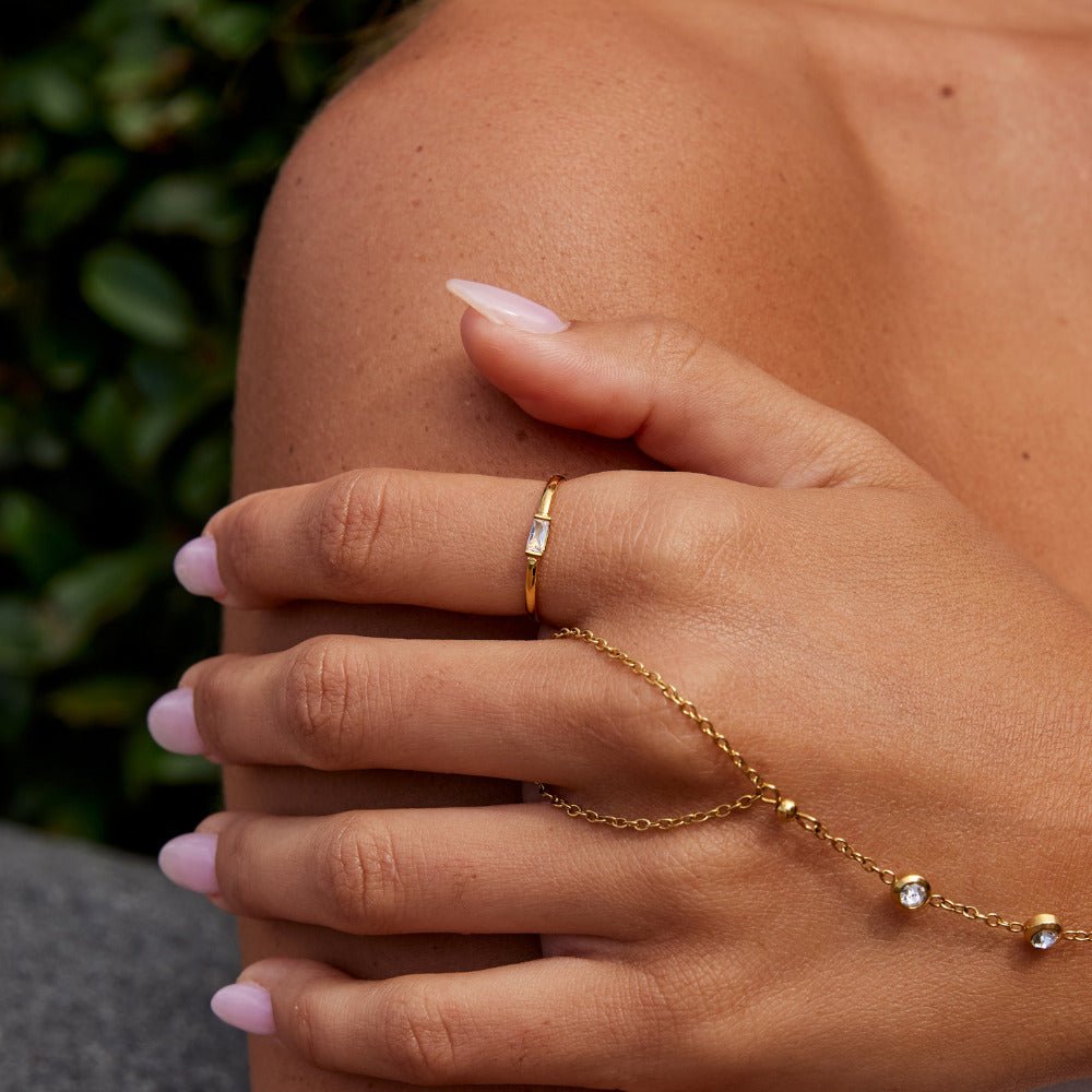 Leonore Baguette Kristallen Ring Secundaire afbeelding