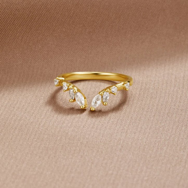 Lily Kristallen Gouden Vine Ring Hoofdafbeelding