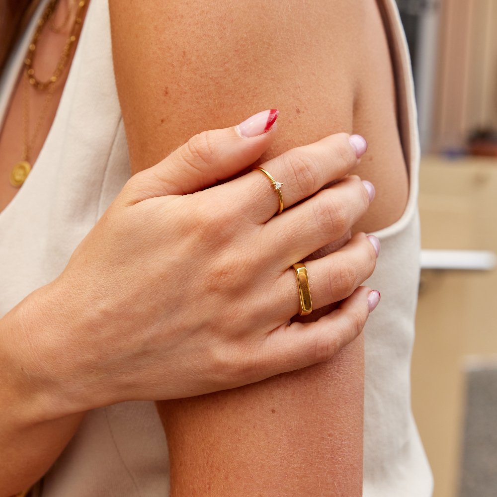 Lola Bar Signet Ring Secundaire afbeelding