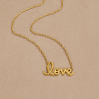 "Love" Hanger Ketting