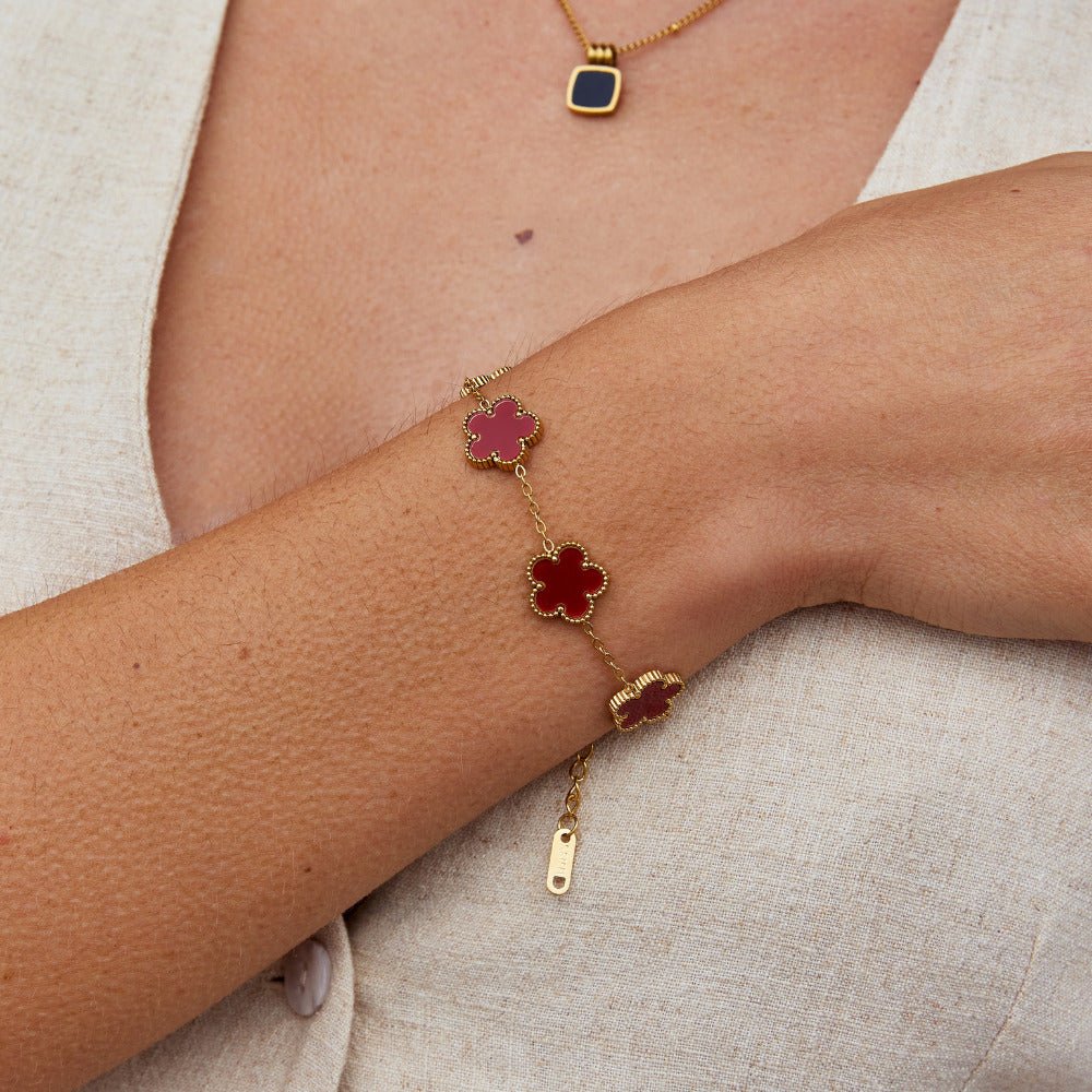 Lucky Rode Clover Leaf Armband