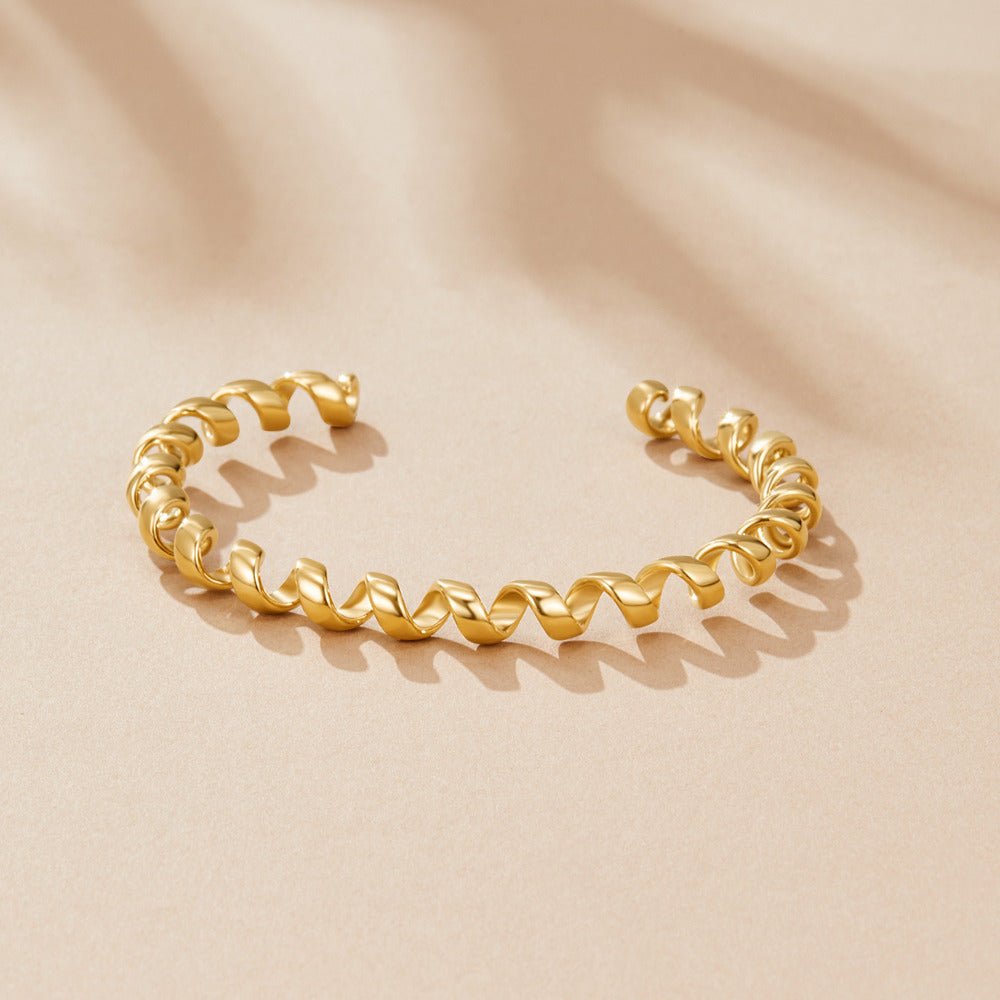 Melinda Gouden Coil Armband