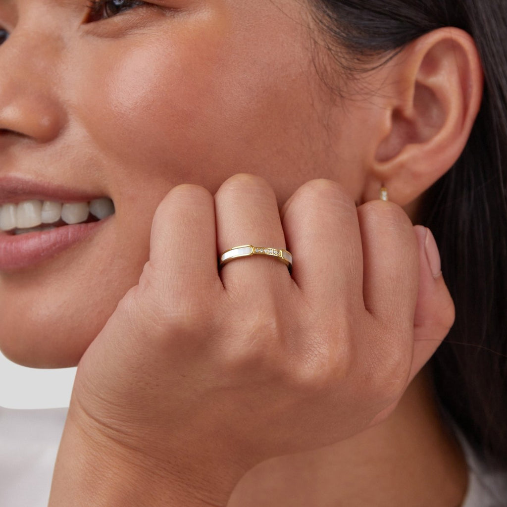 Mother Of Pearl & Kristallen Ring