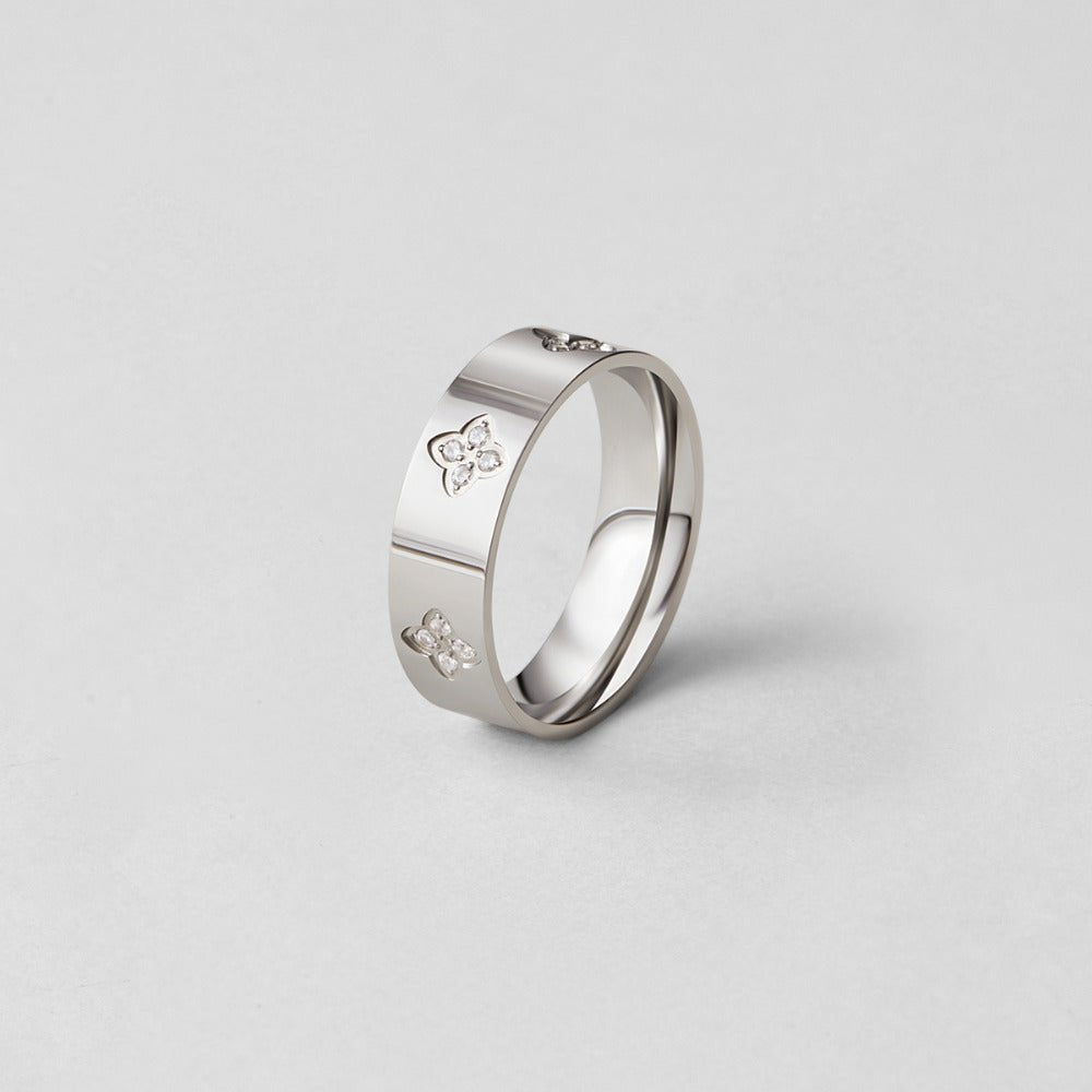 Zilveren Kristallen Clover Band Ring