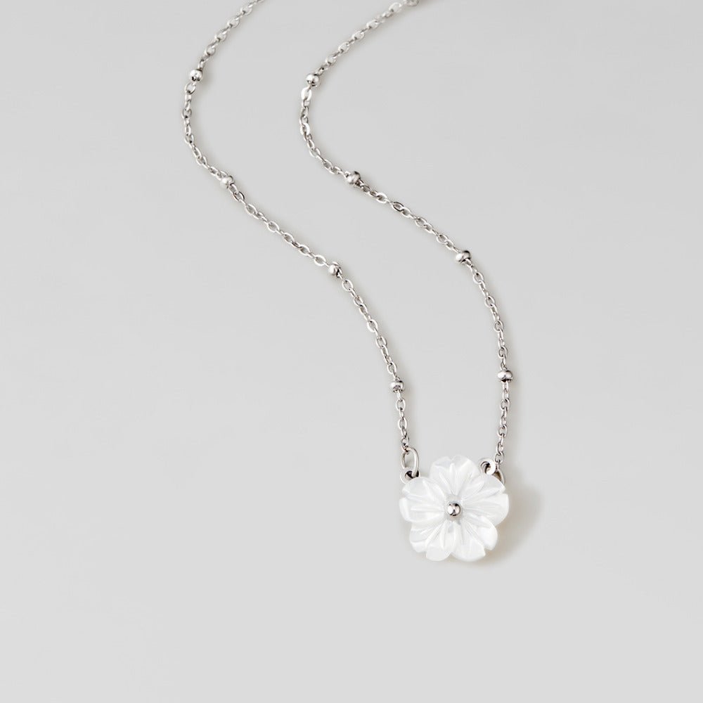 Zilveren White Blossom Flower Ketting