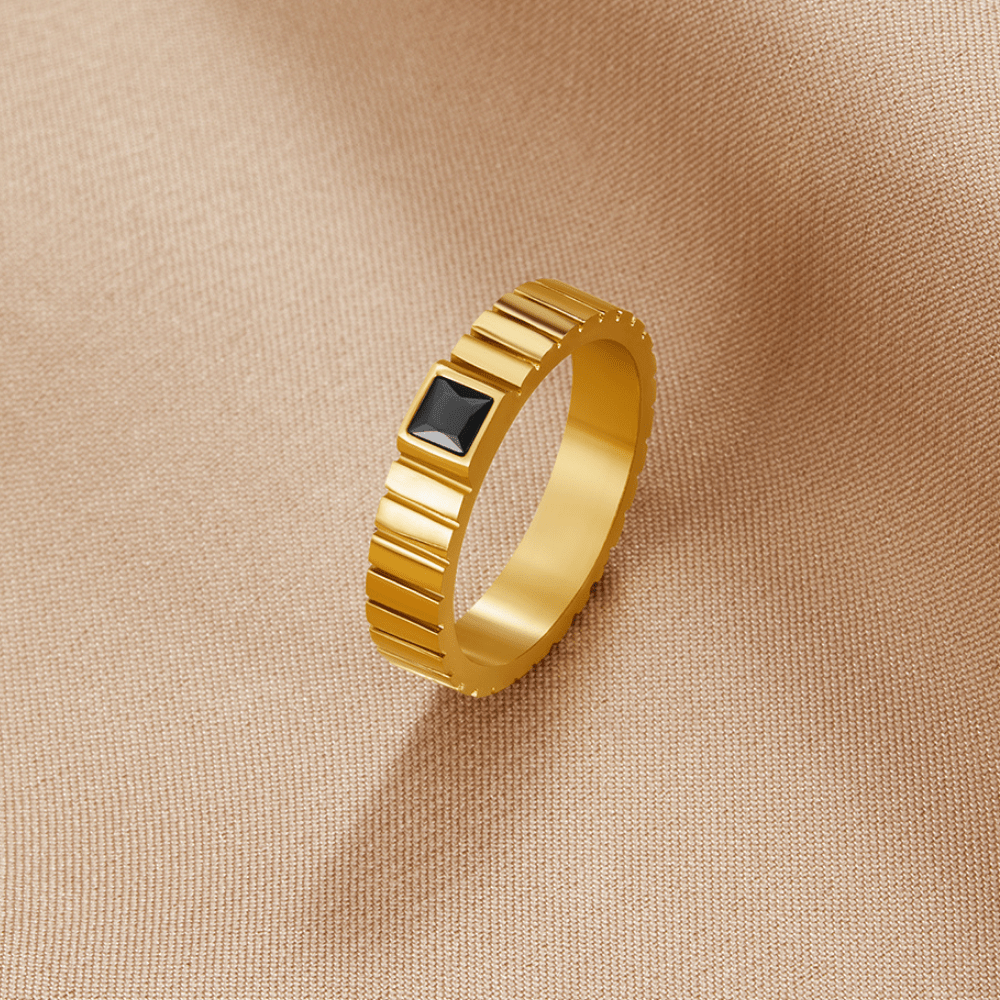Talia Black Gouden Ring Hoofdafbeelding