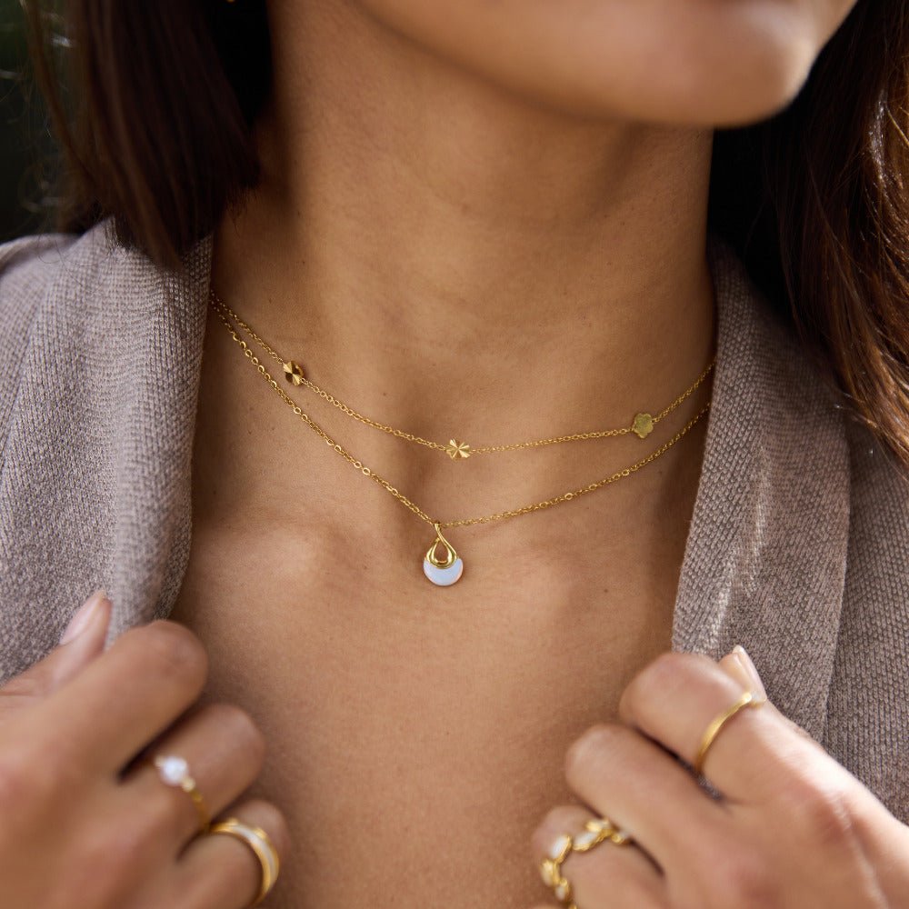Tiffany Witte Steen Hanger Ketting