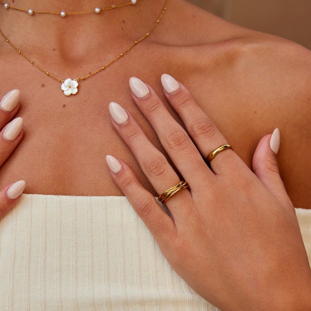 Twisted Mia Gouden Ring Secundaire afbeelding