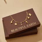 Gouden Victoria Hand Charm
