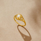 Vintage Royal Parel Ring