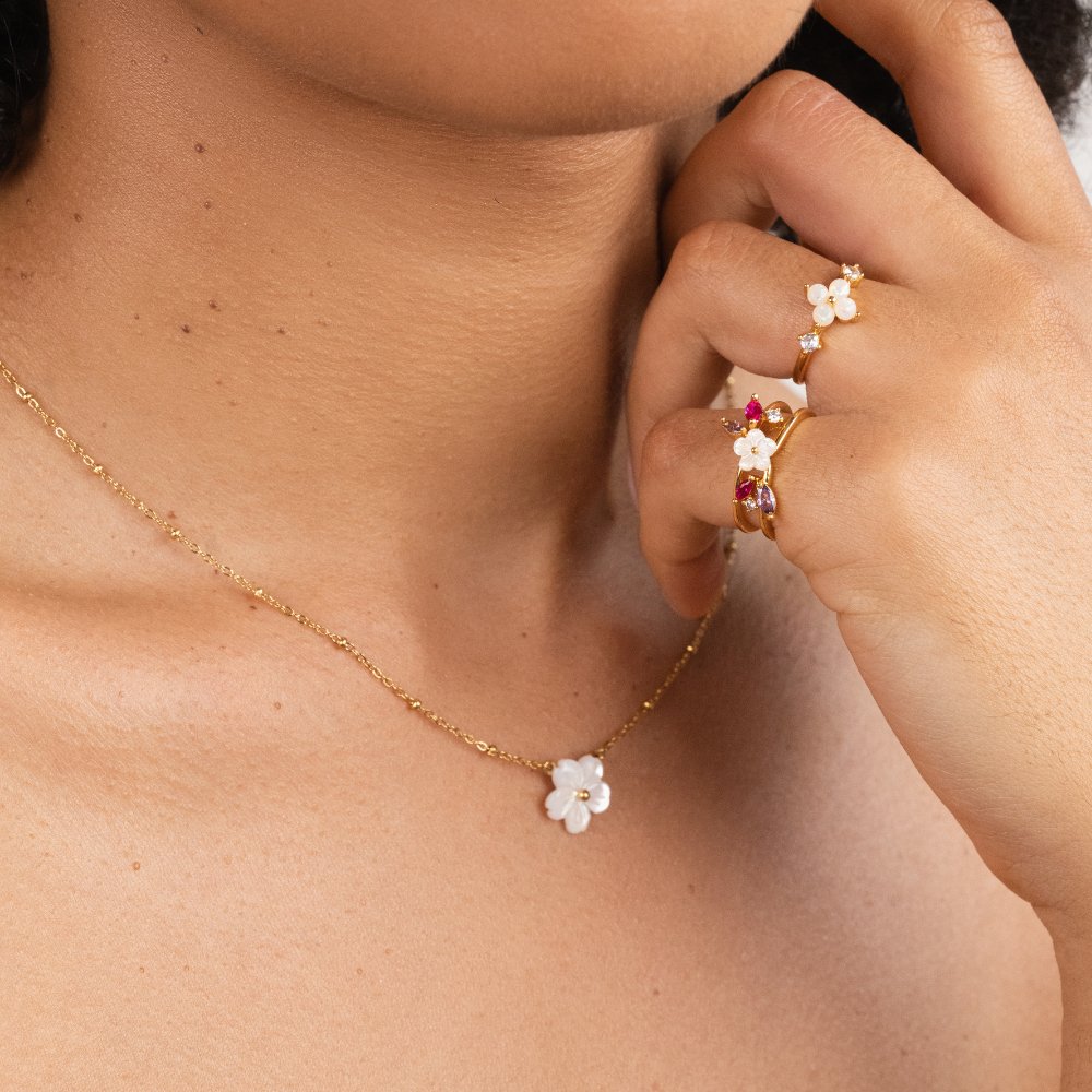 Witte Bloesem Ketting