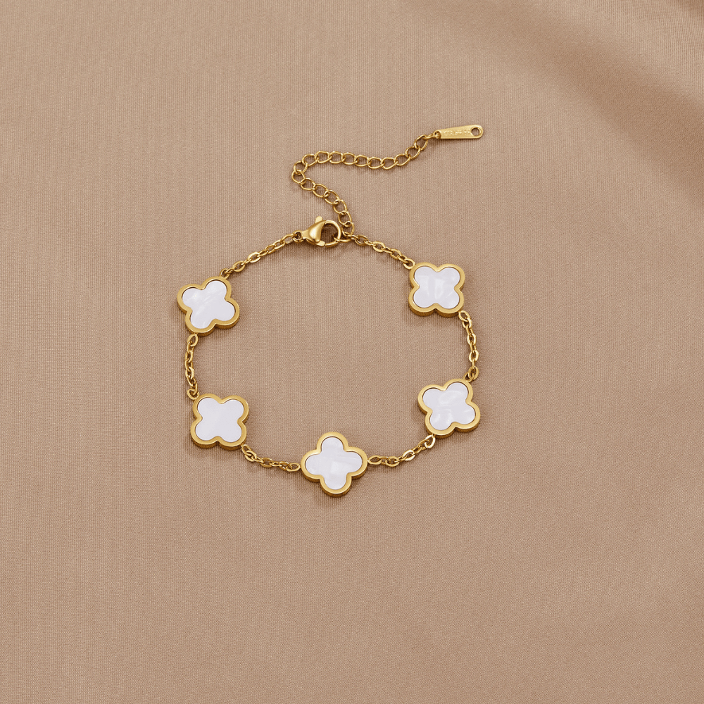 Witte Klavertjes Armband