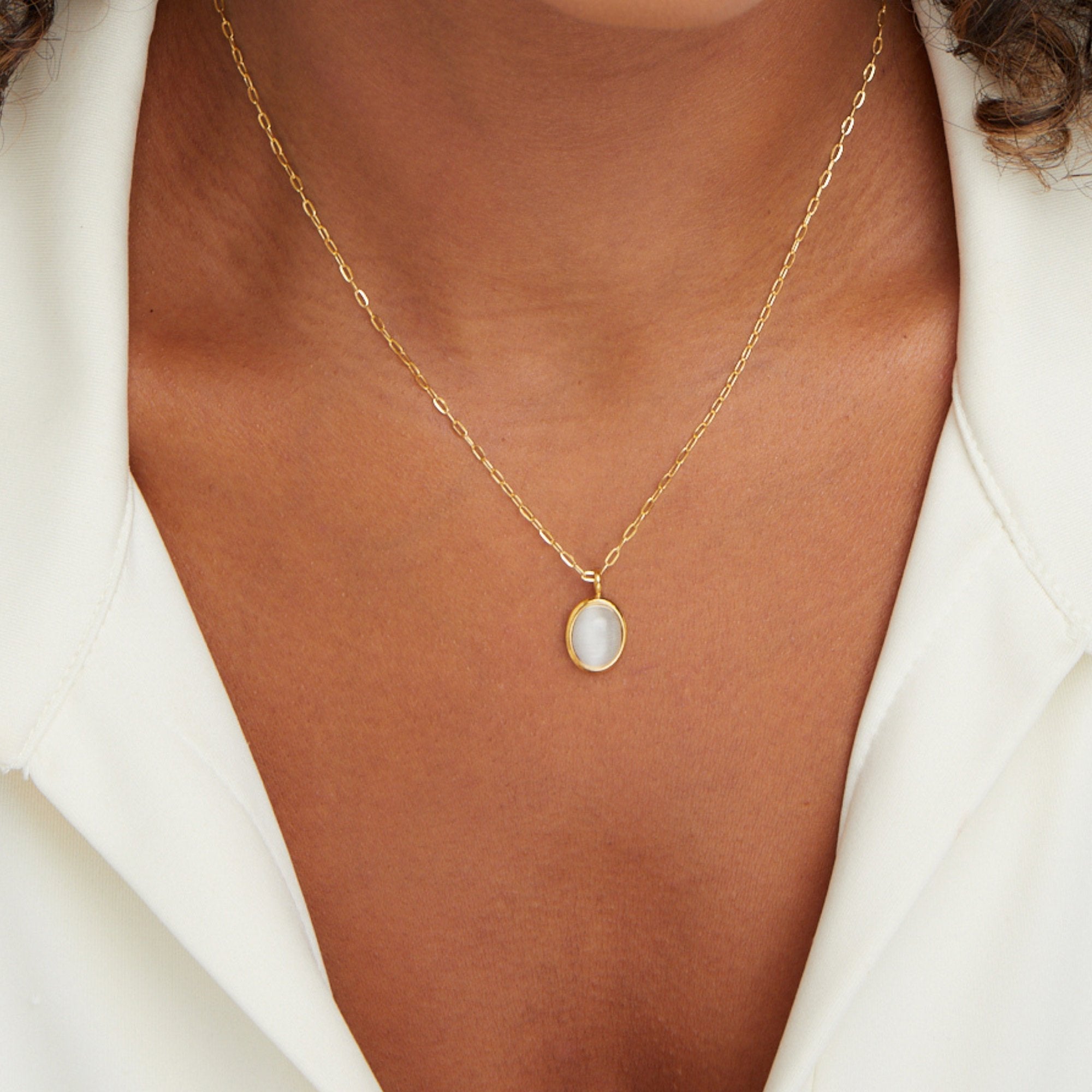 Witte Opaal Ketting Hoofdafbeelding