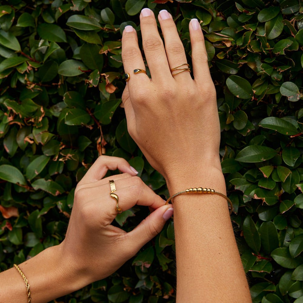 Yuri Gouden Bead Armband